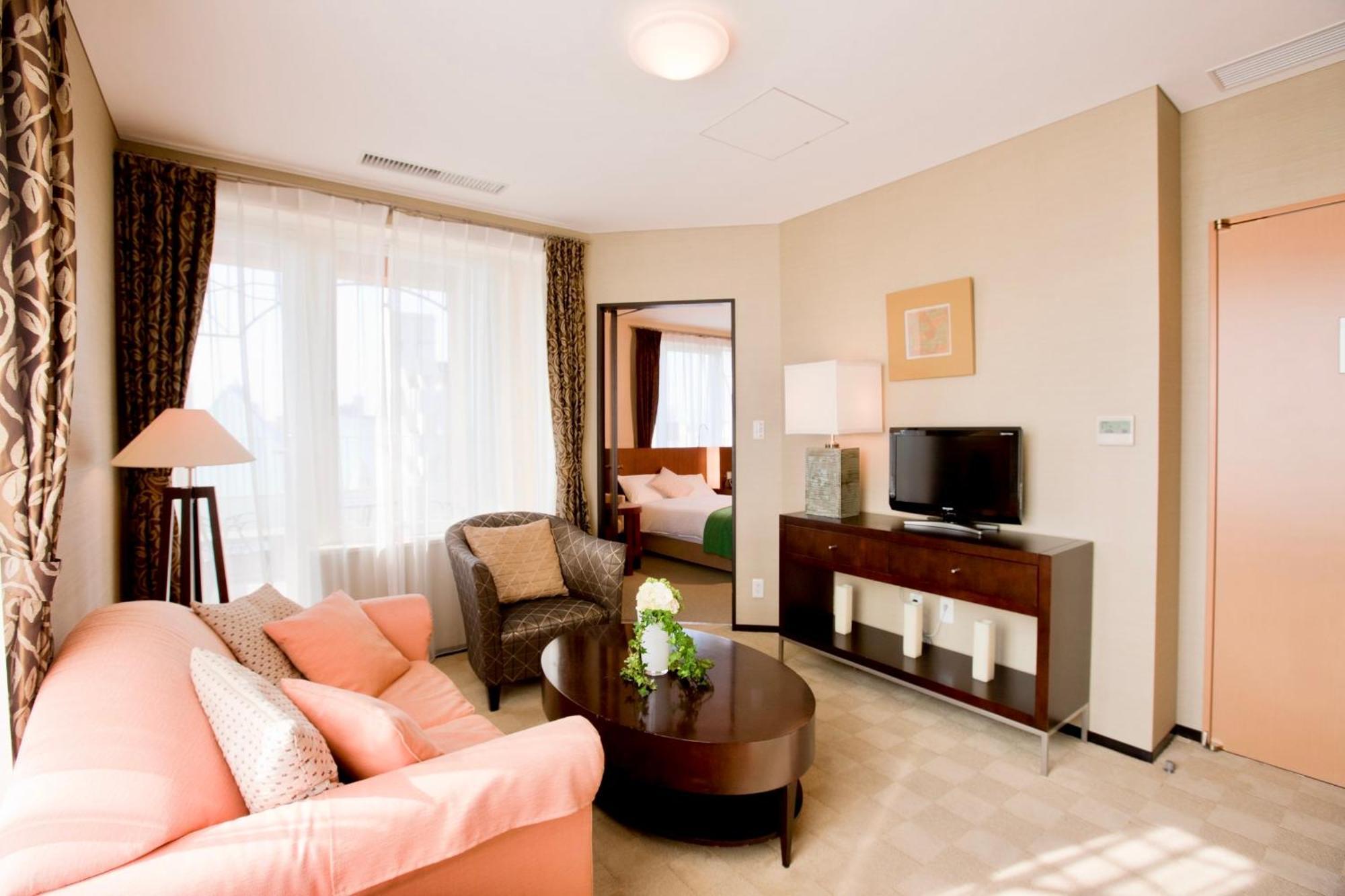 Kitano Plaza Rokkoso Hotel